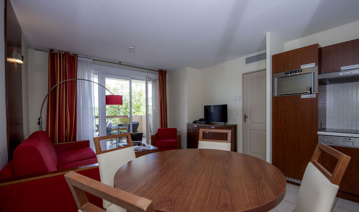 Vacances-passion - Résidence Riviera Resort - Mandelieu/Cannes - Alpes-Maritimes