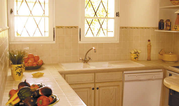 Vacances-passion - Le domaine de Fayence**** - Fayence - Var