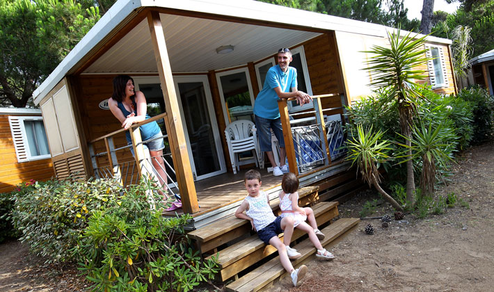 Vacances-passion - Camping Eurosurf**** - Hyères - Var