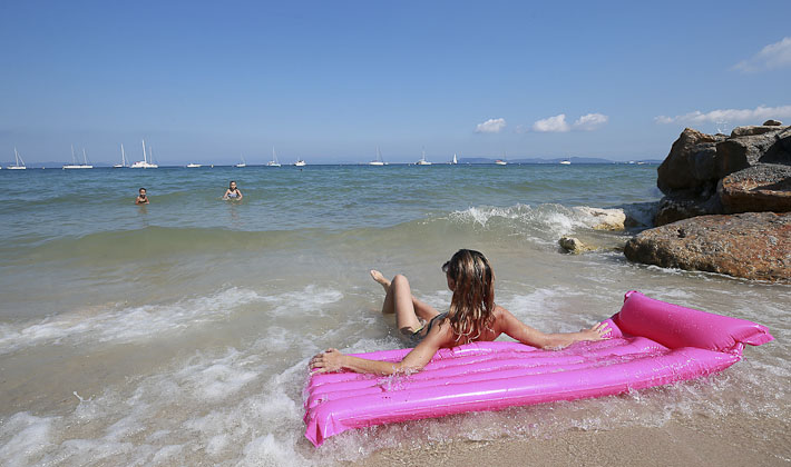 Vacances-passion - Camping Eurosurf**** - Hyères - Var
