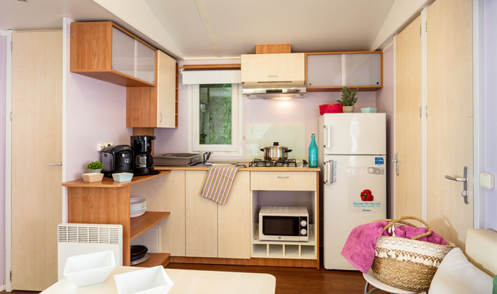 Vacances-passion - Camping Le Val d'Ussel**** - Proissans - Dordogne